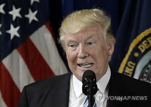 (LEAD) Trump insists S. Korea pay for THAAD - 1