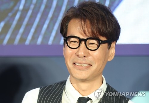 This file photo shows South Korean recording artist and composer Lee Yun-sang, who on March 18, 2018 was named the head of the South Korean delegation to a meeting with North Korea over a South Korean art performance in Pyongyang. (Yonhap) 