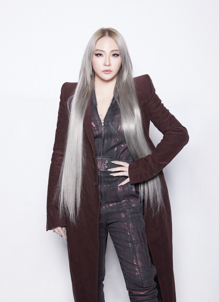 This photo, provided by CL, shows the singer posing during an online press conference in Seoul on Oct. 29, 2020. (PHOTO NOT FOR SALE) (Yonhap)