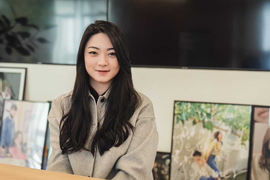 This photo provided by SBS shows Lee Na-eun, screenwriter of "Our Beloved Summer." (PHOTO NOT FOR SALE) (Yonhap)