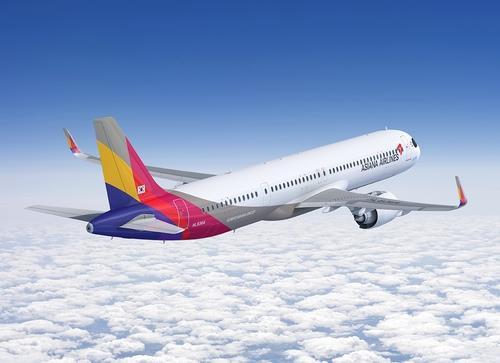 This file photo provided by Asiana Airlines shows the company's A321NEO passenger jet. (PHOTO NOT FOR SALE) (Yonhap)