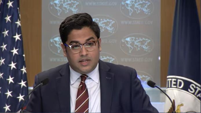 Vedant Patel, principal deputy spokesman for the U.S. Department of State, is seen answering questions in a daily press briefing at the department in Washington on Oct. 19, 2022 in this image captured from the department's website. (Yonhap)