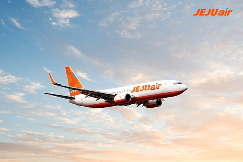 This file photo provided by Jeju Air shows a B737-800 passenger jet. (PHOTO NOT FOR SALE) (Yonhap)
