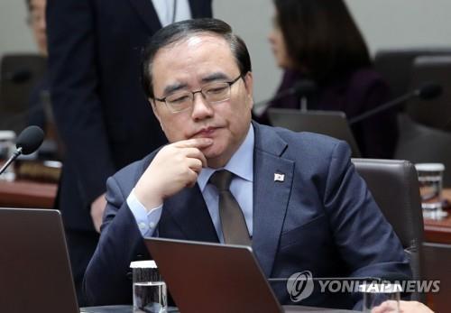 Le conseiller à la sécurité nationale Kim Sung-han assiste à une réunion du cabinet au bureau présidentiel à Séoul, le 28 mars 2023. (Pool photo)