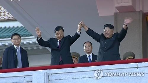 일본언론 "北김정은, 미국 견제하고 중국 배려" - 2
