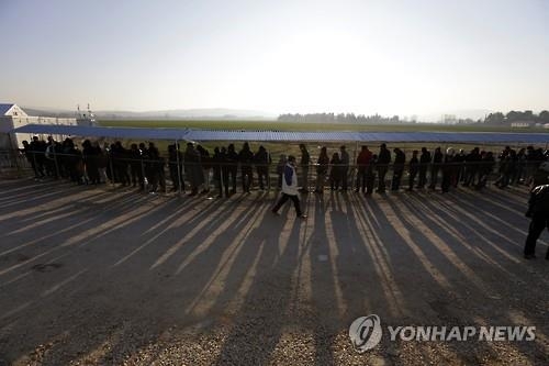 그리스 "우린 EU 문지기 아냐"…'난민 관문' 국가 불만 증폭 - 3