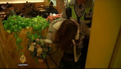 알자지라 "한국 음주문화 '매우 폭력적'"…25분간 방송 - 2