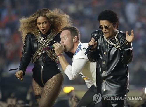 50돌 맞은 슈퍼볼 '드라마' 약했나…시청자 수·SNS 활동 감소 - 3
