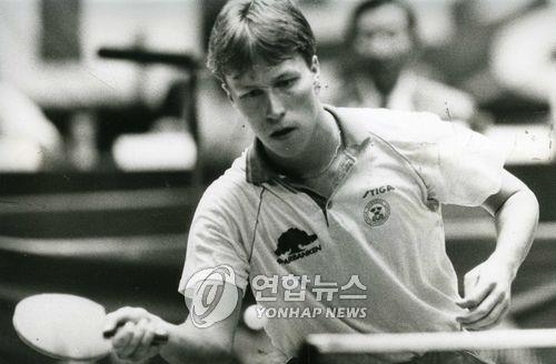 50세의 탁구 전 세계챔피언 발트너, '굿바이' 핑퐁 - 2