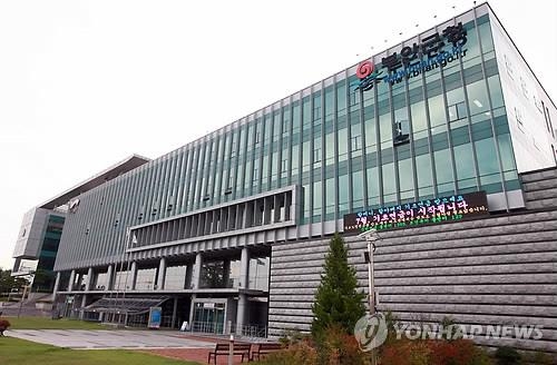 '부안군 일괄하도급 강요 사건' 검찰 송치…비리수사 '진행형' - 2