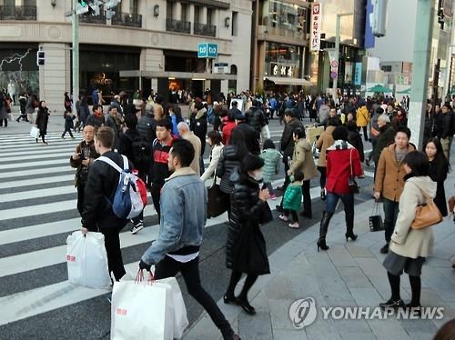 "아베정권서 日연평균 0.6% 성장"…아베노믹스 '민낯'드러내나 - 2