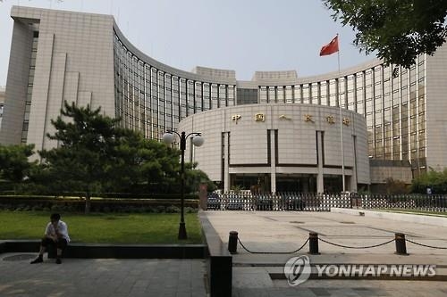 S&P "中 흥청망청 빚내기 급증…국가신용등급에 잠재적 압박" - 3