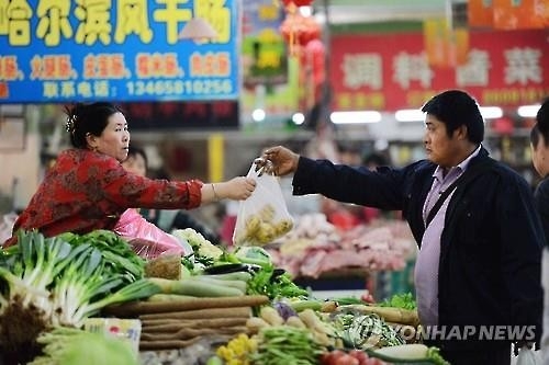 중국 비닐봉지 사용제한 조치로 7년간 사용량 140만t 줄어 - 2