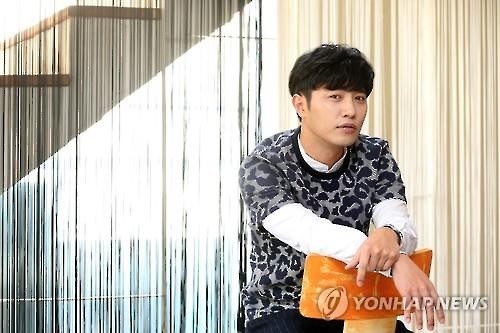 진구 "'송송 커플' 이기고 싶냐고요? 그건 반칙이죠" - 4