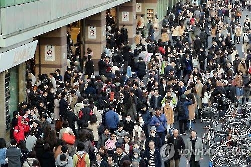 "日 중·참의원 동시선거 구상, 찬성이 반대보다 조금 더 많아" - 2