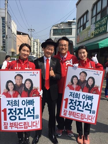 "5일장을 잡아라" 충남 후보들 시장 돌며 한표 호소 - 2