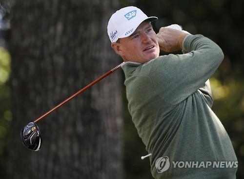 <마스터스골프> '퍼팅 입스' 어니 엘스, 2R서 또… - 2