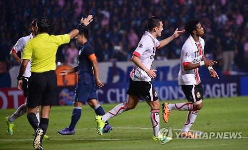 < AFC축구> '벼랑 끝' 포항·수원, 뒤집기 나선다 - 3