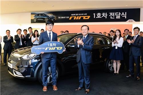 기아차 니로 1호차 주인공은 IT 업계 헌혈왕 - 2