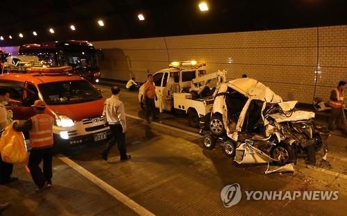 수학여행단 버스사고 잇따라…세월호 참사에도 안전불감증 여전 - 2