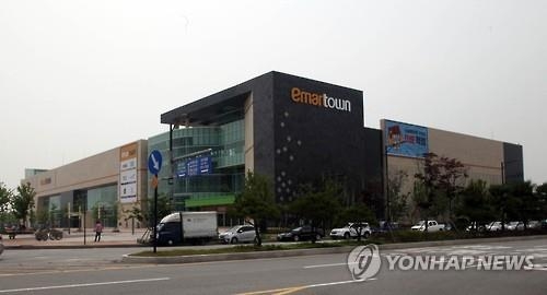 '정용진 야심작' 이마트타운, 대표 점포로 자리잡아 - 2