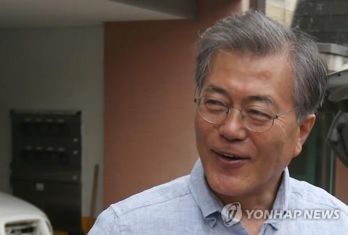 "문재인은 공산주의자" 고영주 발언 놓고 양측 날선 법정공방 - 2