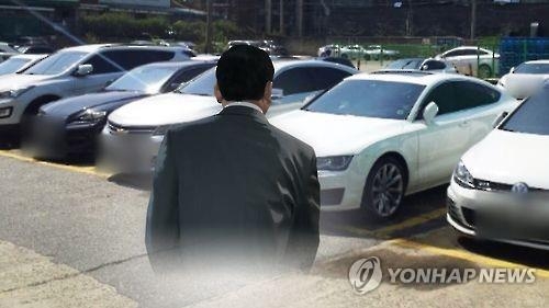 "렌터카 흠집났잖아"…학생·관광객에 수리비 뜯은 렌터카 직원 - 2