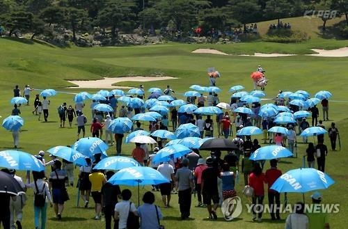 충북 골프장 '회원제→대중제' 바람…올해 3곳 전환 - 2