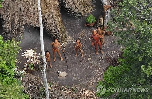 원시부족 보호책 놓고 논쟁…"가만둬라"vs"접촉해야" - 2