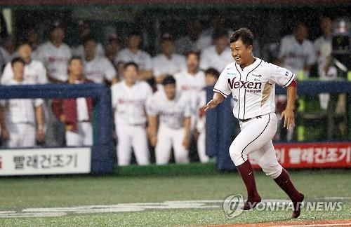 <프로야구> 정우람에 이어 차우찬까지…'에이스 저격수' 홍성갑 - 2