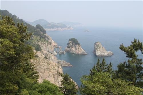 <가고 싶은 섬> 이야기 잔뜩 담은 곳…통영 욕지도 - 9