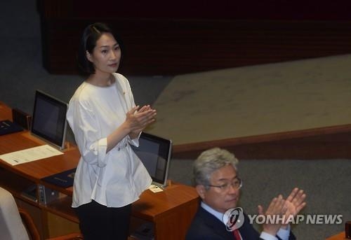 安·千 지도부, 청년벤처인 잇단 고사로 막판 김수민 선택 - 2