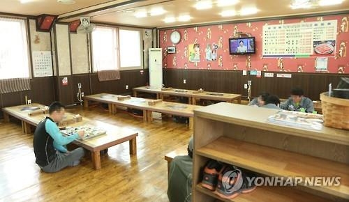 "장사 안돼 당장 문 닫을 판인데 파업까지 한다니…" - 4