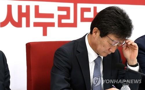'대장주' 안나서는 새누리 전대…눈치작전만 치열 - 3