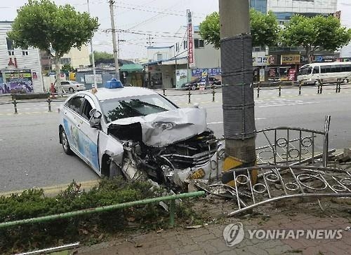 면허취소 전력 택시기사 음주 영업하다 '쾅'…승객만 사망(종합2보) - 2