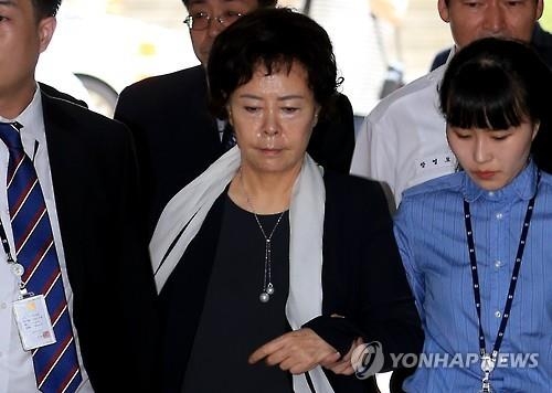 '신동빈 이복누나' 신영자 구속에 롯데 '착잡' - 2