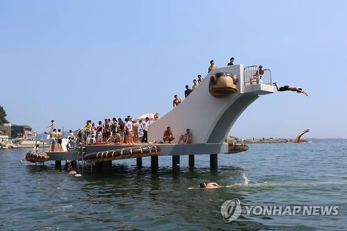 '광안리 비켜, 해운대 나와' 송도해수욕장의 이유있는 돌풍 - 4