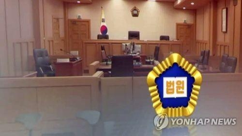 "돈 갚지 않을 것 같아서"…50대女 살해 70대 징역 16년 - 2