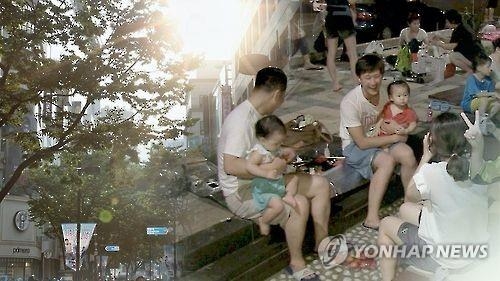 '푹푹 찌는 무더위'…강원 폭염특보 전역 확대 - 2