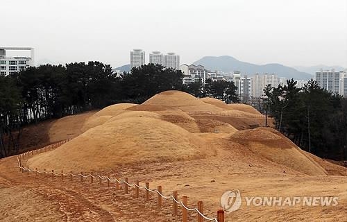부산시 '연산동 고분군' 국가 문화재 지정 재추진 - 2