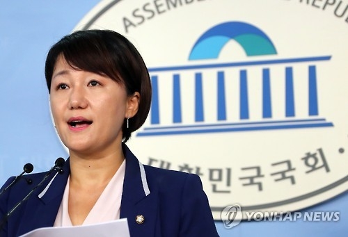"올해 공무원 성매매사범 폭증…8개월간 128명 적발" - 1