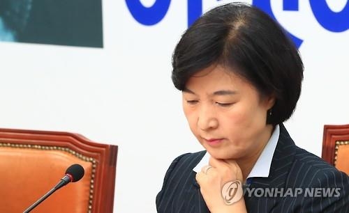 추미애 "집권당 대표, 심기경호 급급…대통령 행동대장 됐다" - 1