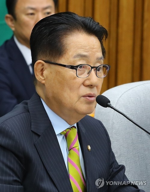 박지원 "미르의혹, 특검 할 수밖에…檢 철저 수사해야" - 1