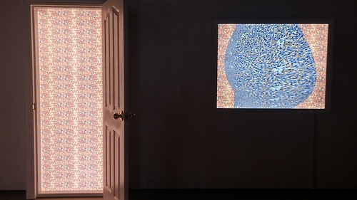 'Zika_Red Window1', 130x104x16cm, 라이트패널, 폐 창문, 2016