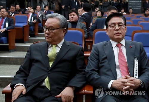 좌측부터 인명진 비대위원장, 정우택 원내대표