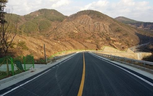 시원하게 뚫린 서천 남당∼성산 북부 주도로