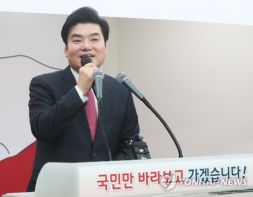 원유철, 6일 대선출마 회견…"든든한 대통령 되겠다" - 1