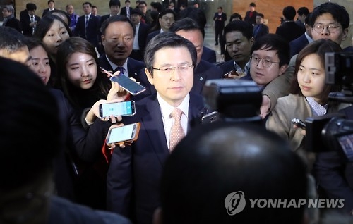 與, 대선후보 선출 간소화 추진…'황교안 모시기' 나서나 - 1