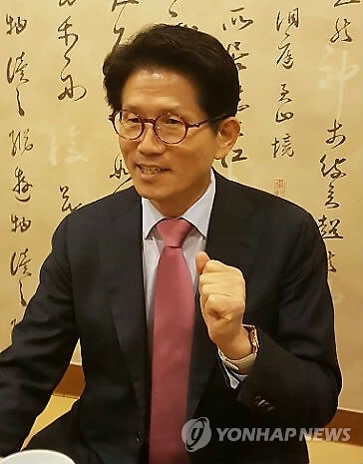 대구서 기자들 만난 김문수