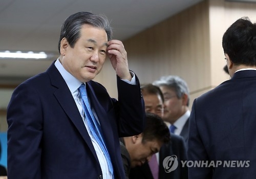 김무성, '구원등판론'에 손사래…"朴대통령 탈당해야" - 2